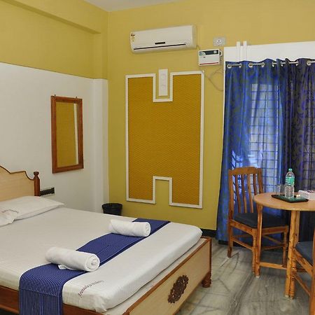 Arunaalaya Residency Hotell Tiruvannāmalai Exteriör bild