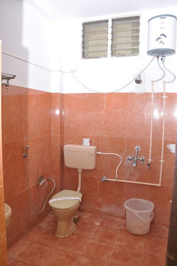Arunaalaya Residency Hotell Tiruvannāmalai Exteriör bild
